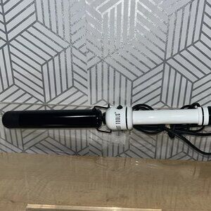 Hot Tools Professional Nano Ceramic 1 1/4" Curling Wand HTBW1861 Flipperless